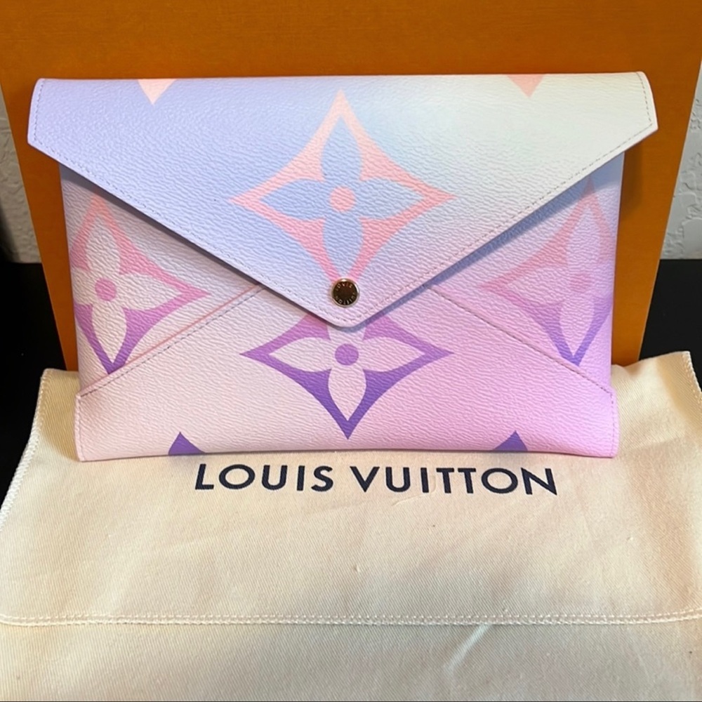 Authentic Louis Vuitton-Large kirigami in pastel sunrise